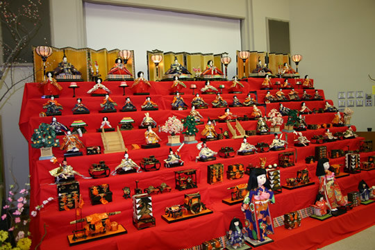 �񌩐��U�w�K�Z���^�[